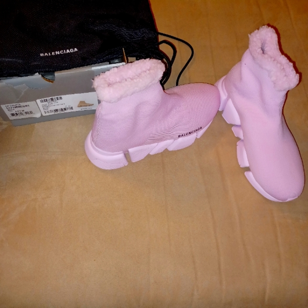 Women's 37c size or 7 pink fury Balenciaga ankle boots